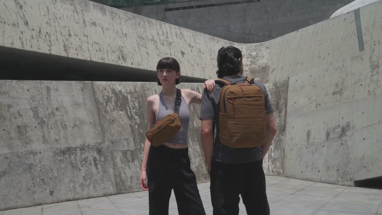 crossbody bag for travel - video
